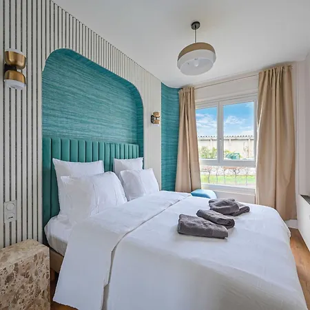 Magnificent Apartment- 2br-4p- * بانيوليه
